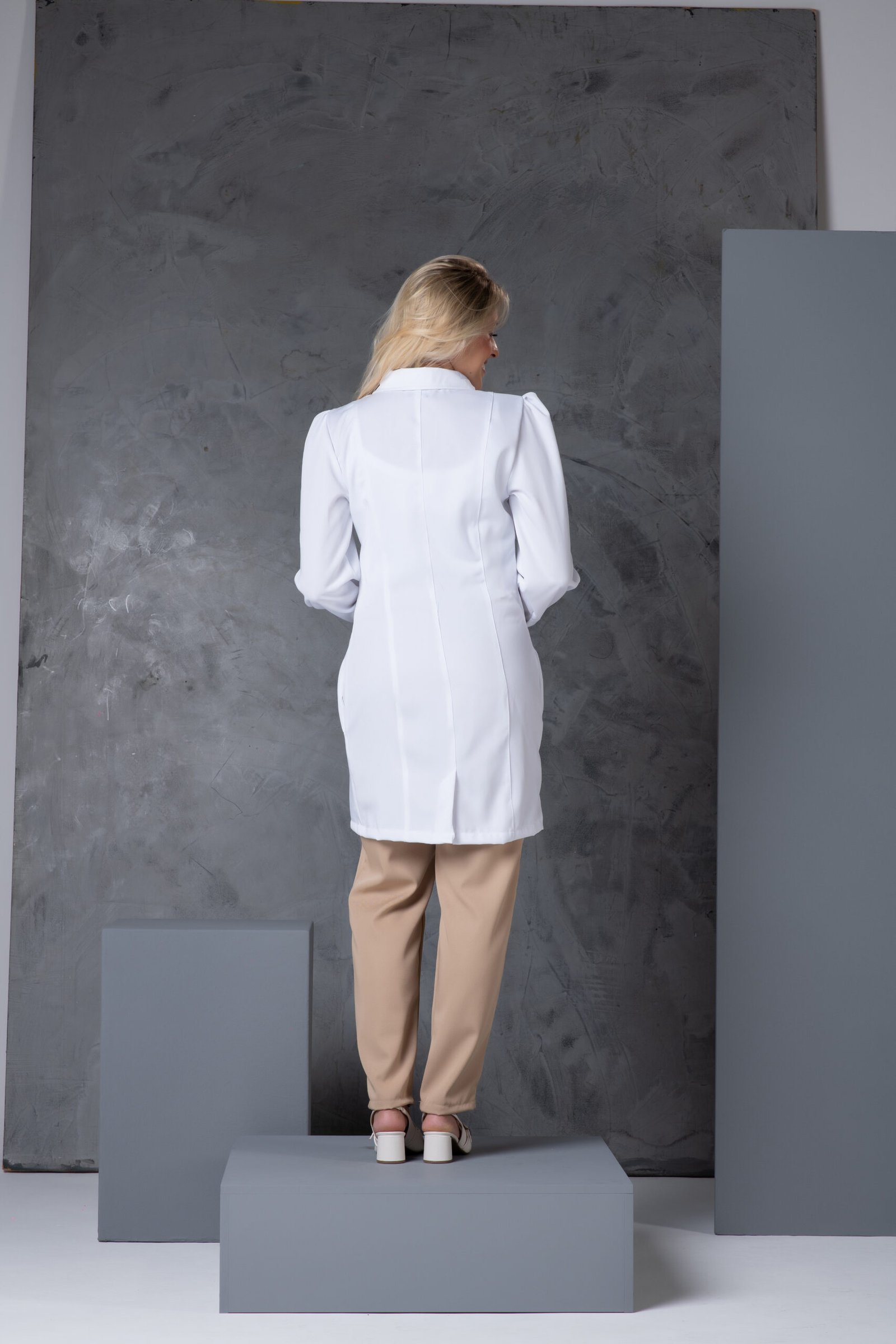 Jaleco Feminino Lívia Branco
