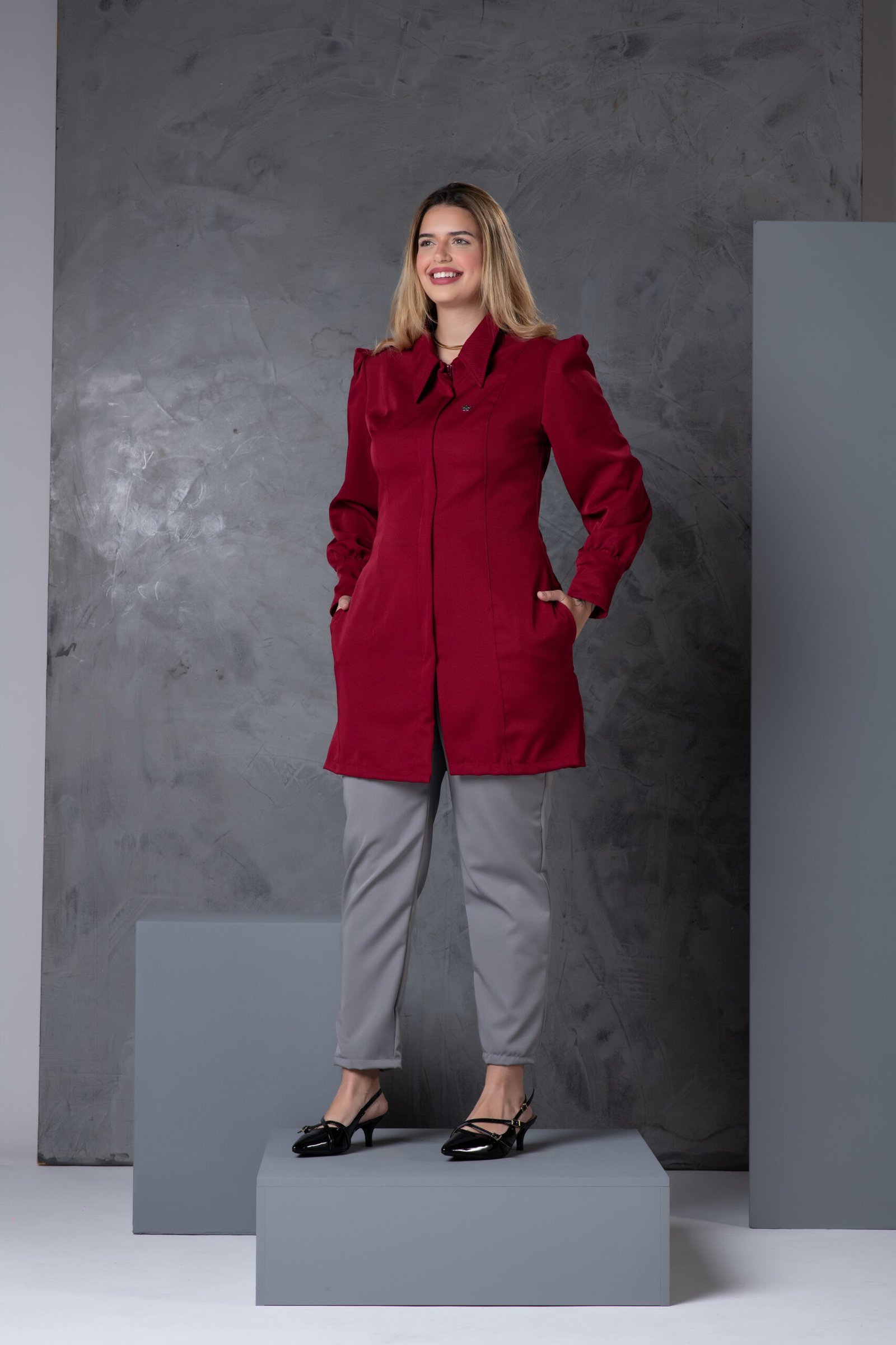 Jaleco Feminino Lívia Bordô